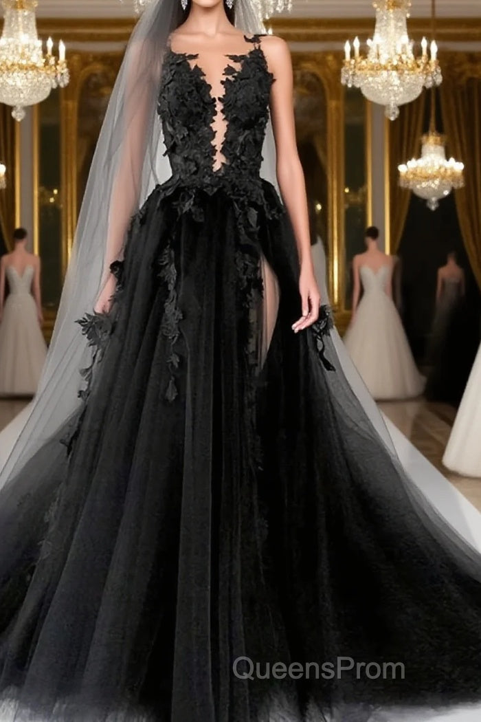 A-line/Princess V-neck Court Train Tulle Wedding Dress with Appliques Lace Main image