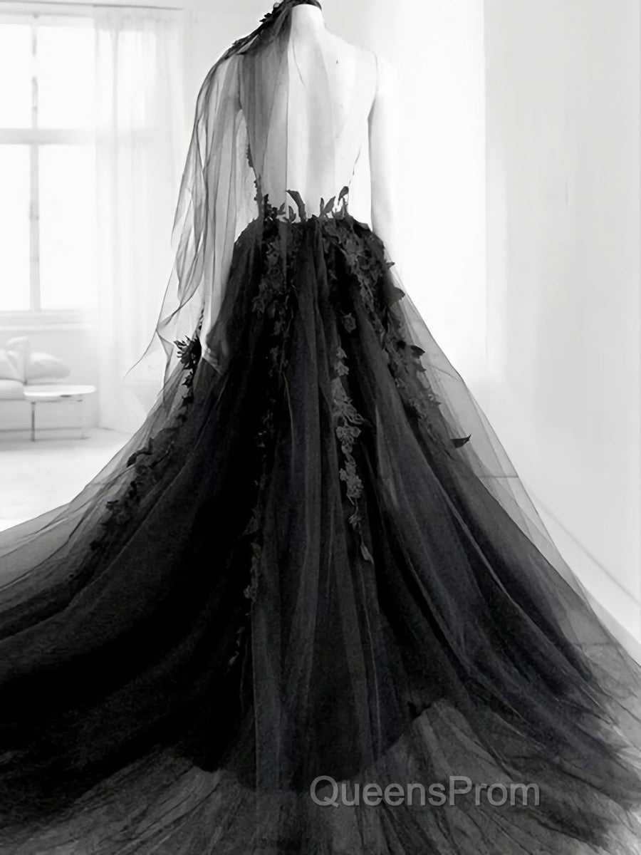 A-line/Princess V-neck Court Train Tulle Wedding Dress with Appliques Lace Secondary image