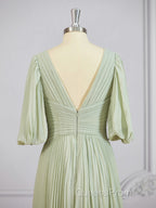 A-Line/Princess V-neck Floor-Length Chiffon Mother of the Bride Dress