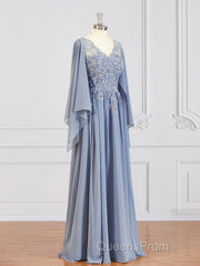 A-Line/Princess V-neck Floor-Length Chiffon Mother of the Bride Dress With Appliques Lace