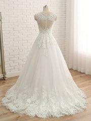 A-Line/Princess V-Neck Sleeveless Applique Tulle Floor-Length Wedding Dress