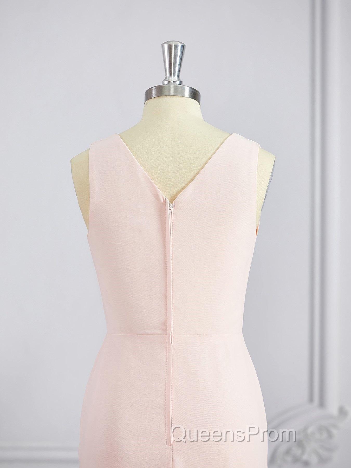 A-Line/Princess V-neck Sweep Train Chiffon Bridesmaid Dress