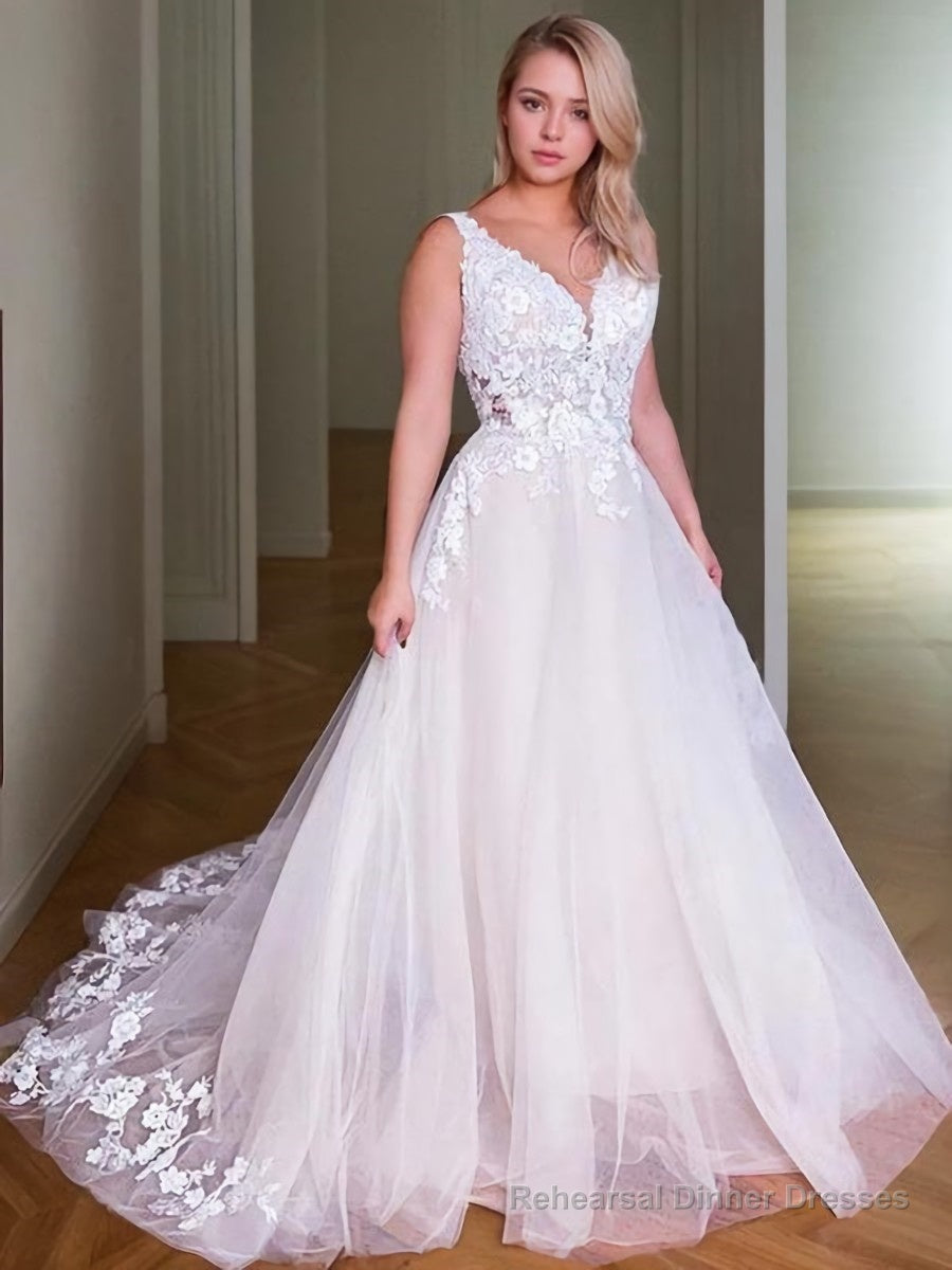 A-Line/Princess V-neck Sweep Train Lace Wedding Dresses With Appliques Lace Main image