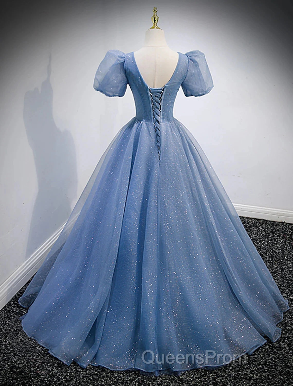 A-Line Evening Prom Dress Puffy Dress Quinceanera Floor Length Short Sleeve V Neck Tulle With Sequin