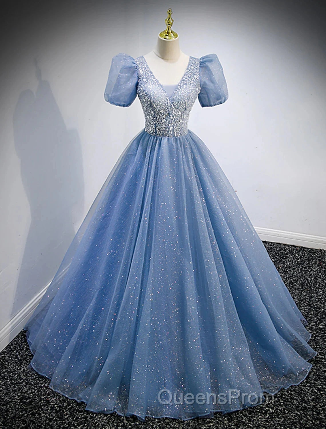 A-Line Evening Prom Dress Puffy Dress Quinceanera Floor Length Short Sleeve V Neck Tulle With Sequin