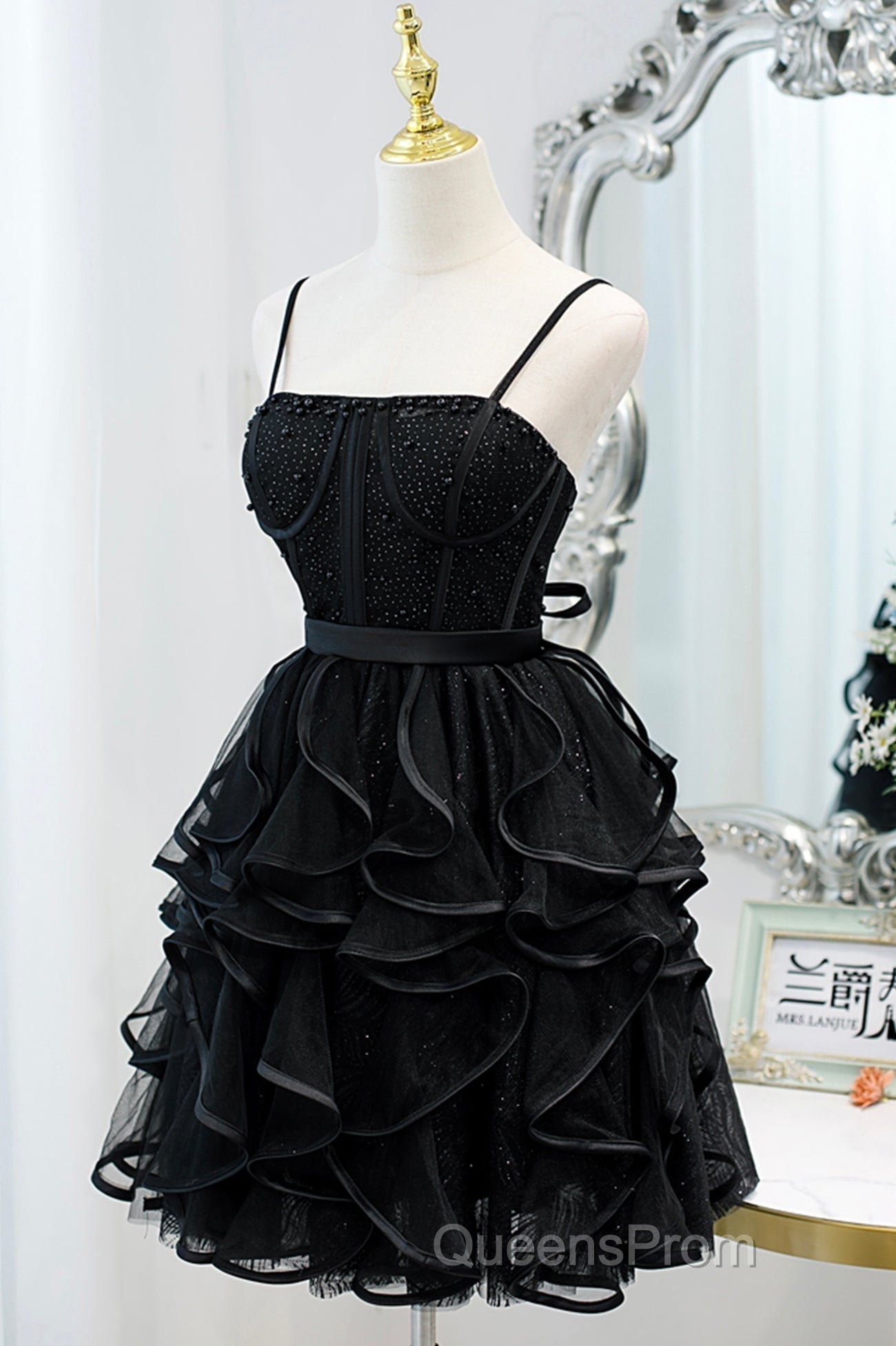 A-Line Spaghetti Strap Tulle Short Homecoming Dress