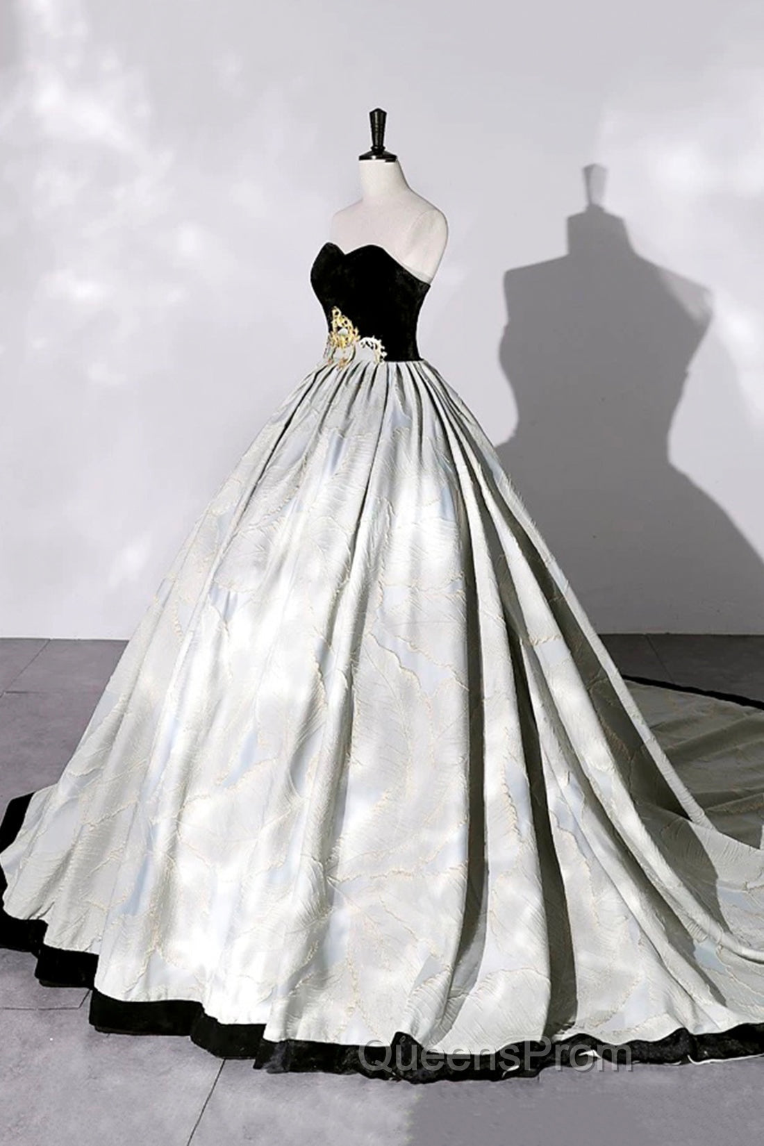 A-Line Sweetheart Neckline Long Evening Gown, Beautiful Strapless Evening Party Dress
