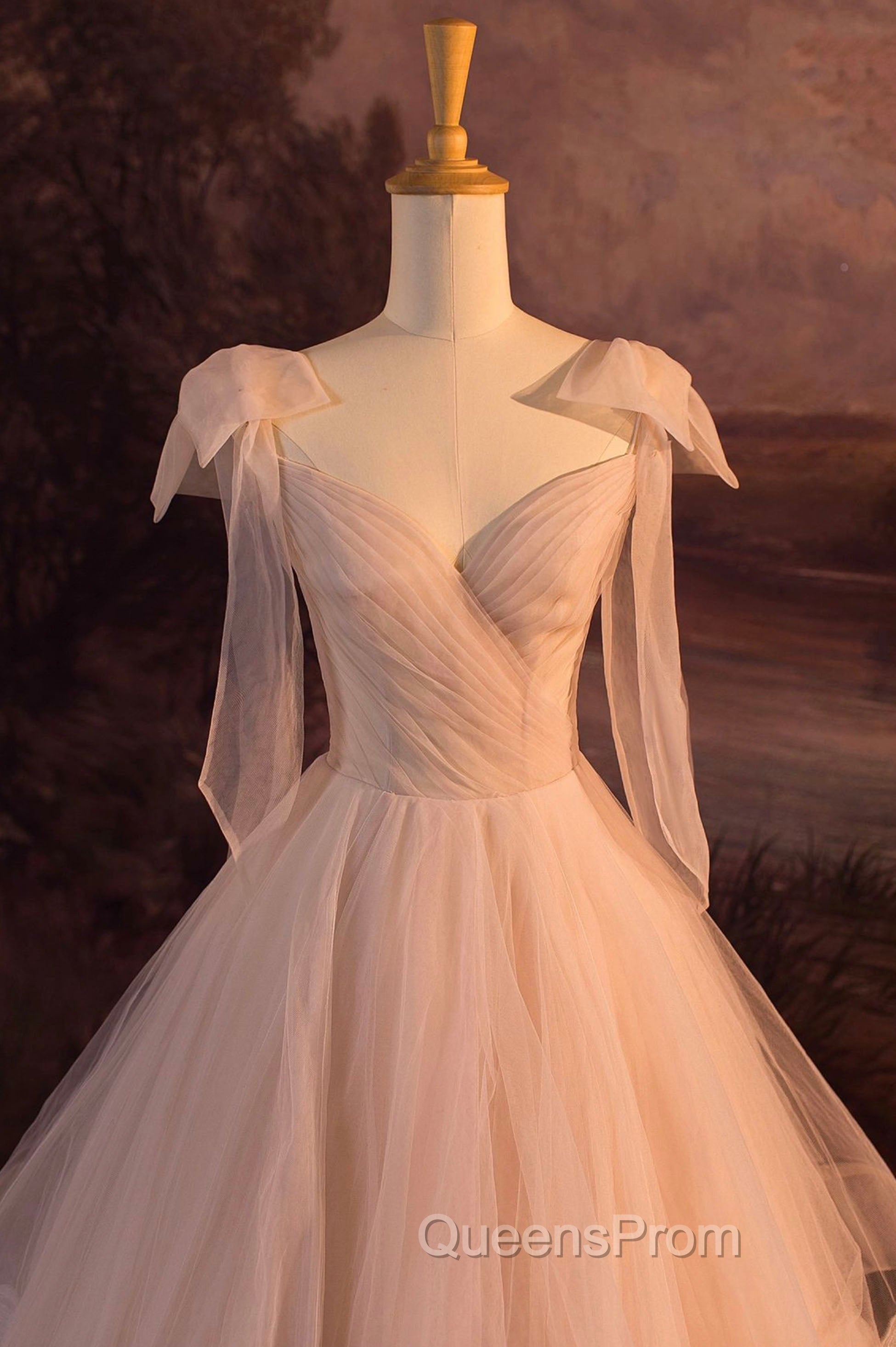 A-Line Tulle Layers Long Evening Dress, Spaghetti Straps Party Dress with Bow