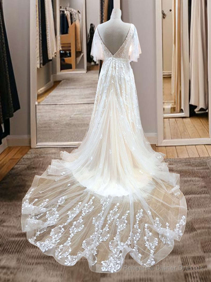 A-line V-neck Short Sleeves Appliques Lace Sweep Train Tulle Wedding Dress Secondary image