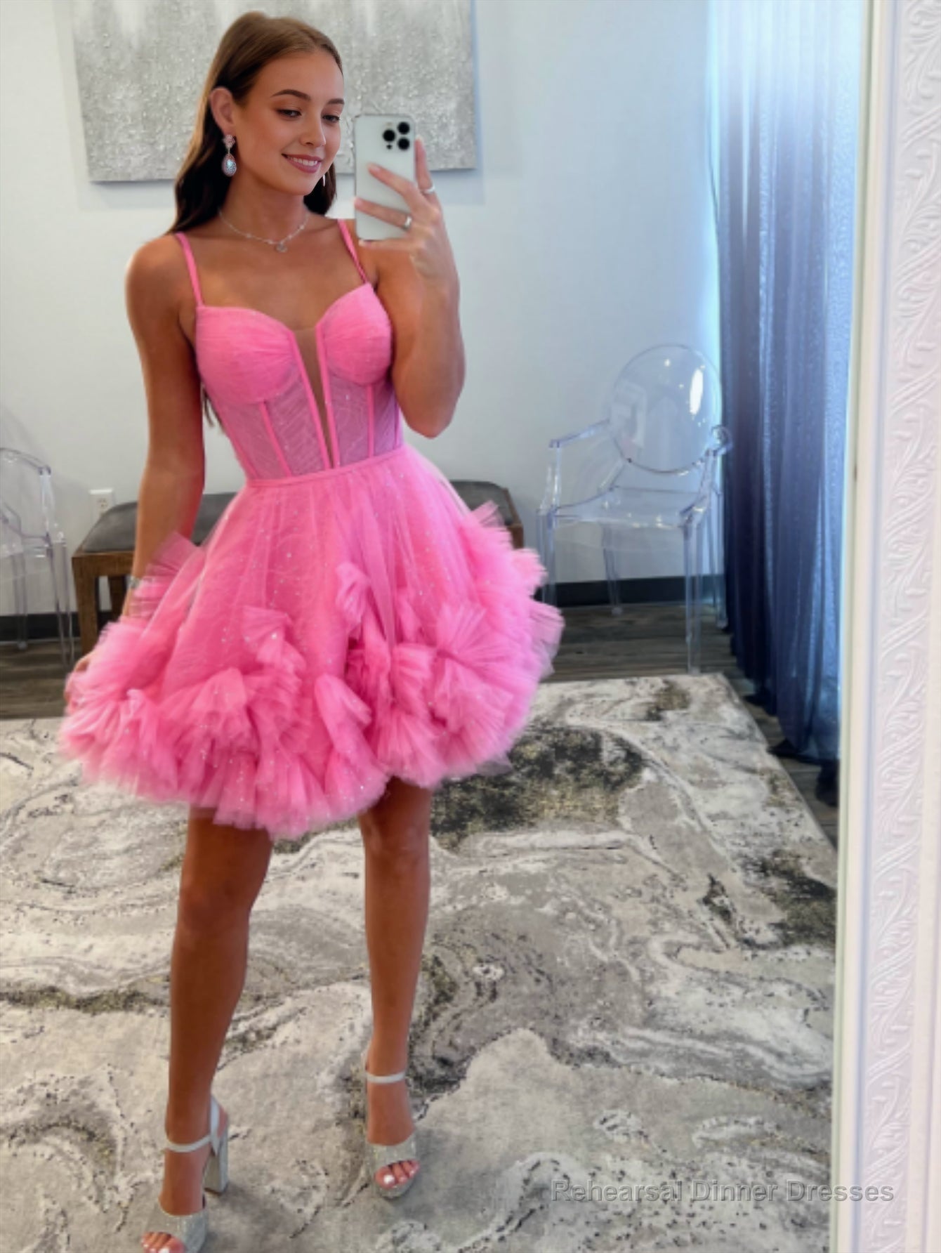 A-Line V Neck Short Tulle Homecoming Dress Main image
