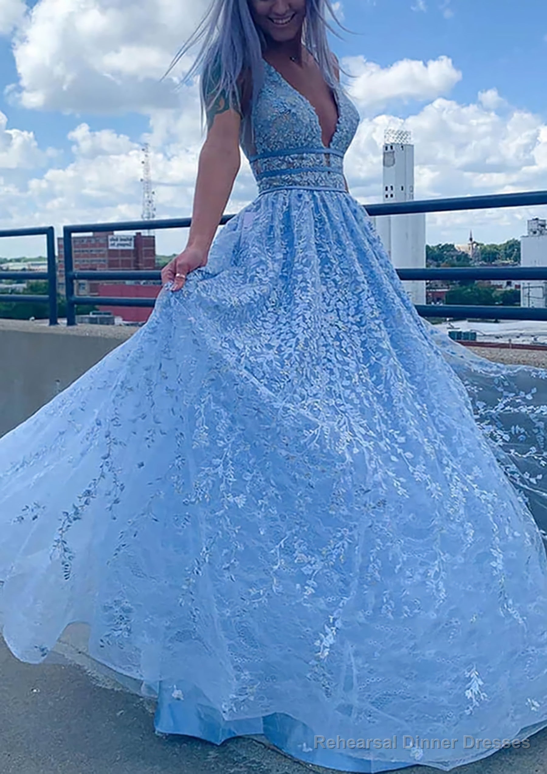 A-line V Neck Sleeveless Long/Floor-Length Lace Tulle Prom Dresses With Beading Sequins Main image