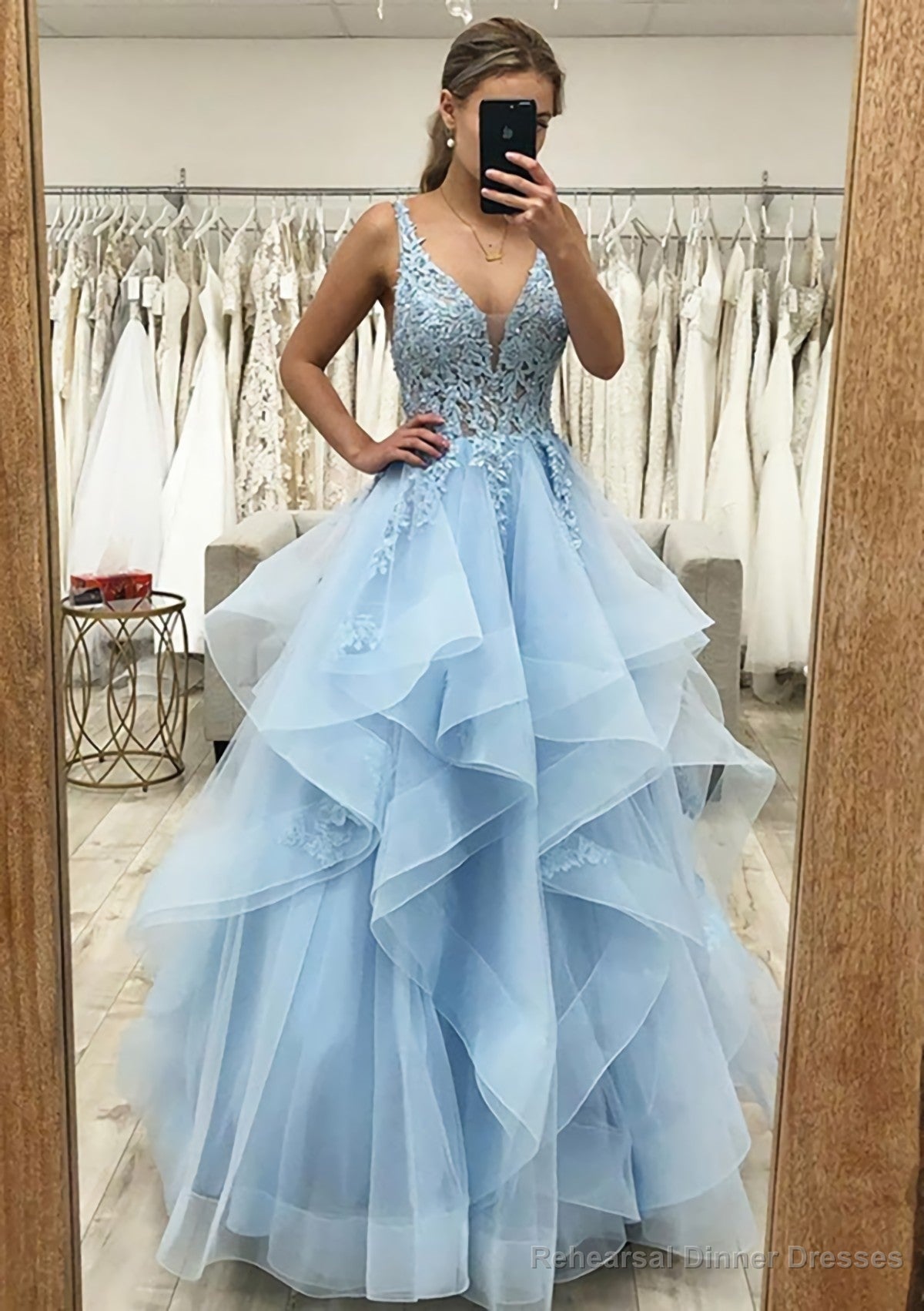 A-line V Neck Sleeveless Long/Floor-Length Tulle Satin Prom Dresses With Lace Appliqued