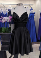 A-line V Neck Sleeveless Short/Mini Charmeuse Homecoming Dresses with Pleated