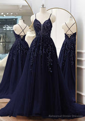 A-line V Neck Spaghetti Straps Sweep Train Tulle Prom Dresses With Appliqued Beading
