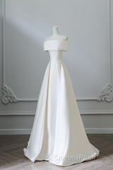 Aesthetic Ball Gown Strapless Ivory Satin Long Wedding Dress Brides Dress