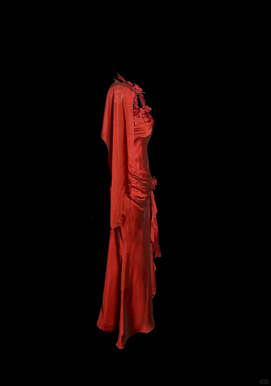 Aesthetic Mermaid Halter Neckline Red Satin Classy Prom Dress Ruffle Long Party Dress Secondary image