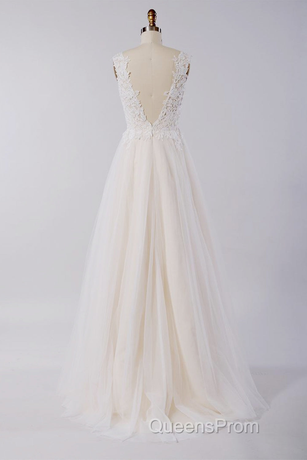 Awesome Long A-line Appliques Lace Tulle Open Back Wedding Dress Secondary image