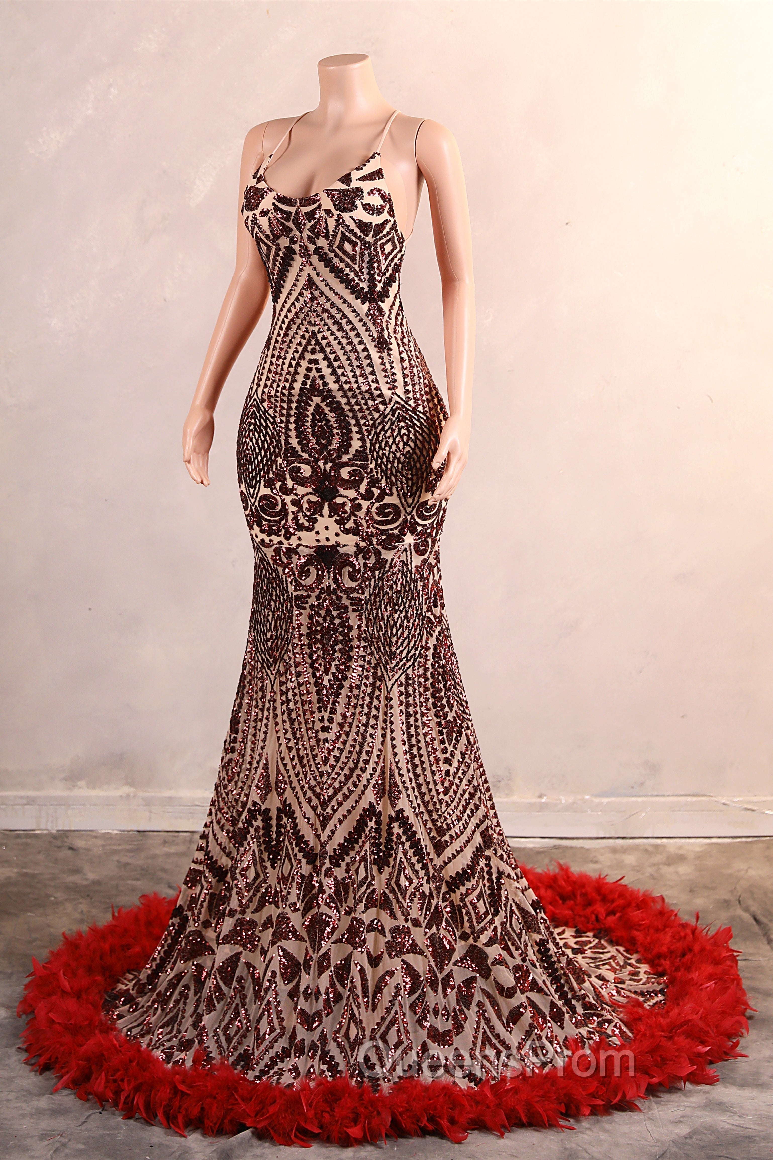 Backless Sequins Mermaid Evening Prom Dress Burgundy Party Evening Dress with Feather Chapel Train Secondary image