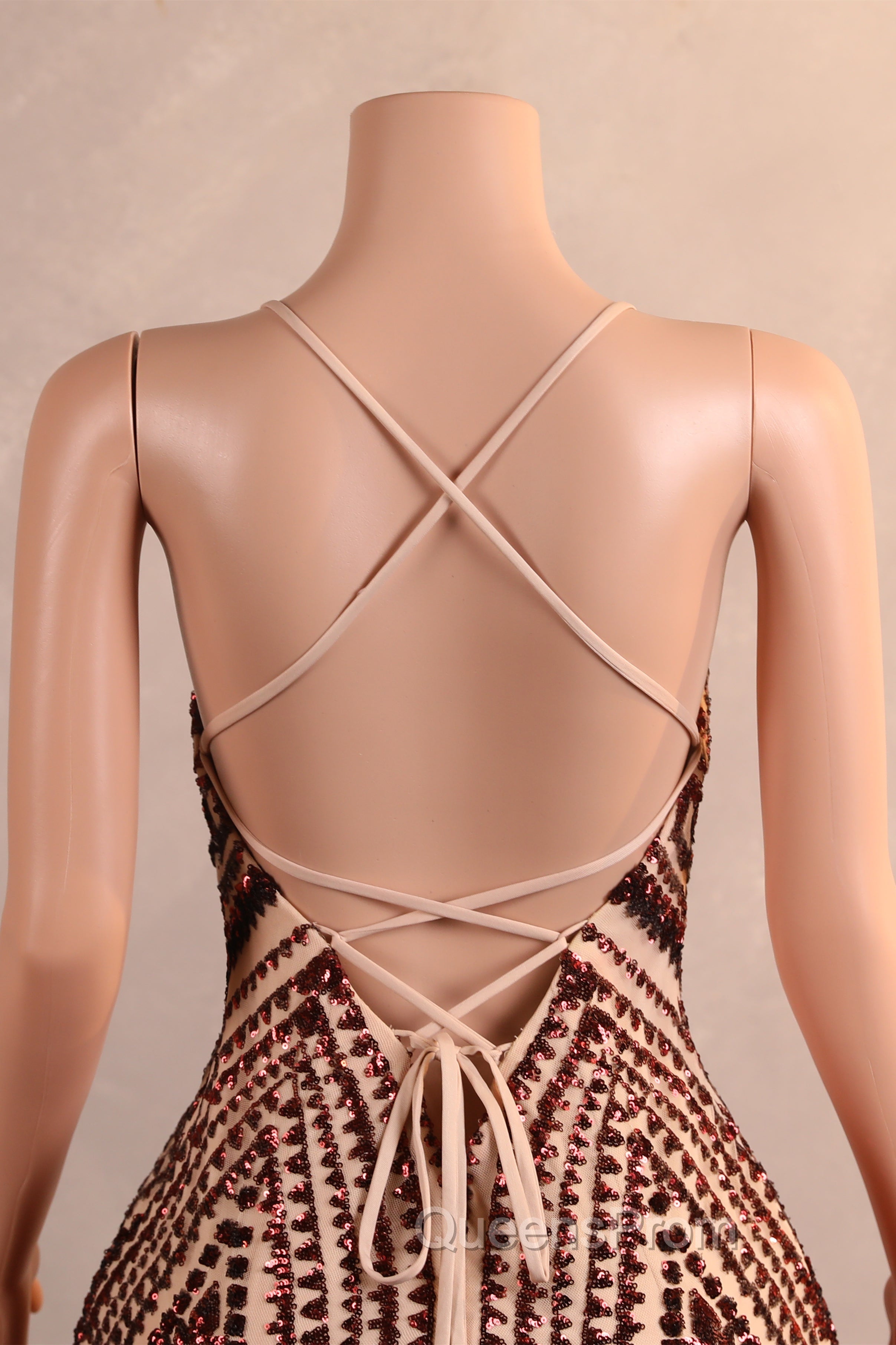 Backless Sequins Mermaid Evening Prom Dress Burgundy Party Evening Dress with Feather Chapel Train