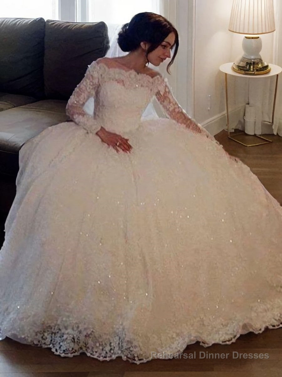 Ball Gown Bateau Floor-Length Lace Wedding Dresses Main image