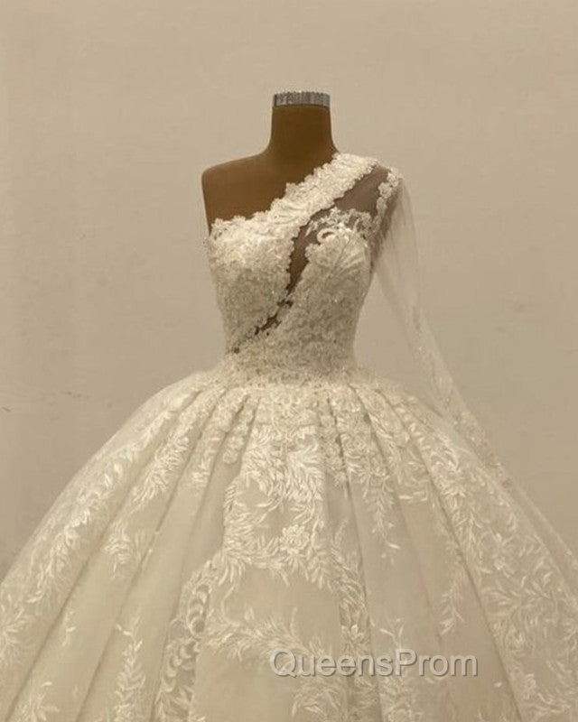 Ball Gown Lace Wedding Dress One Shoulder Secondary image