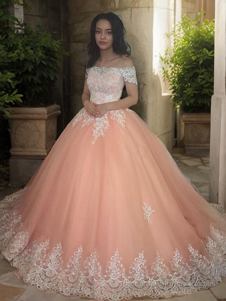 Ball Gown Off-the-Shoulder Court Train Tulle Prom Dresses With Appliques Lace Secondary image