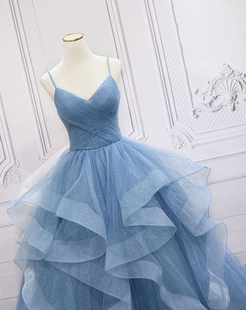 Green/Purple/Blue Fashion Elegant Spaghetti Strap Long Organza Ruffles Ball Gown Classy Evening Gown Graduation Gown Adult Ceremony Gown