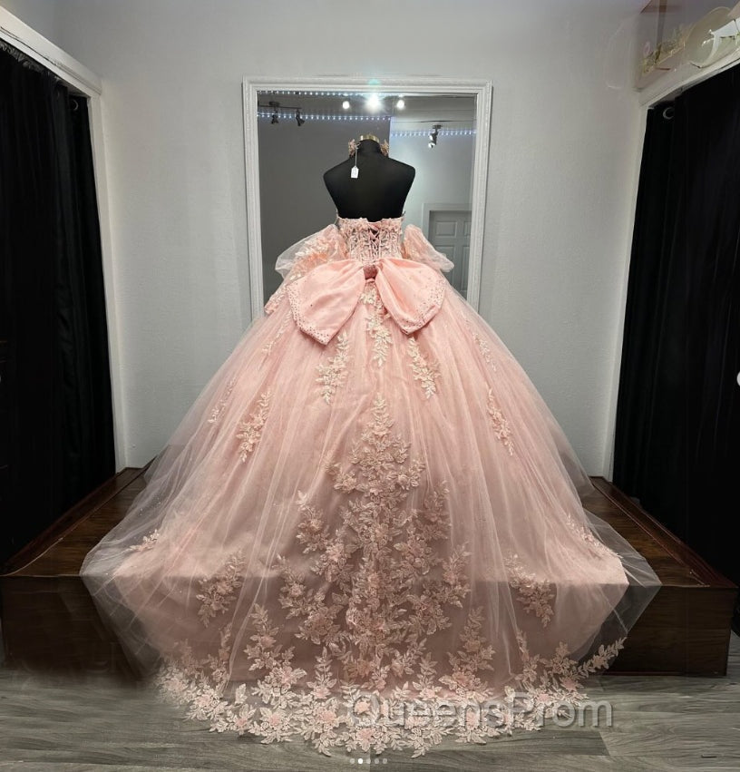 Ball-Gown Pink Tulle Sweetheart Sleeveless Quinceanera Dress with Bow