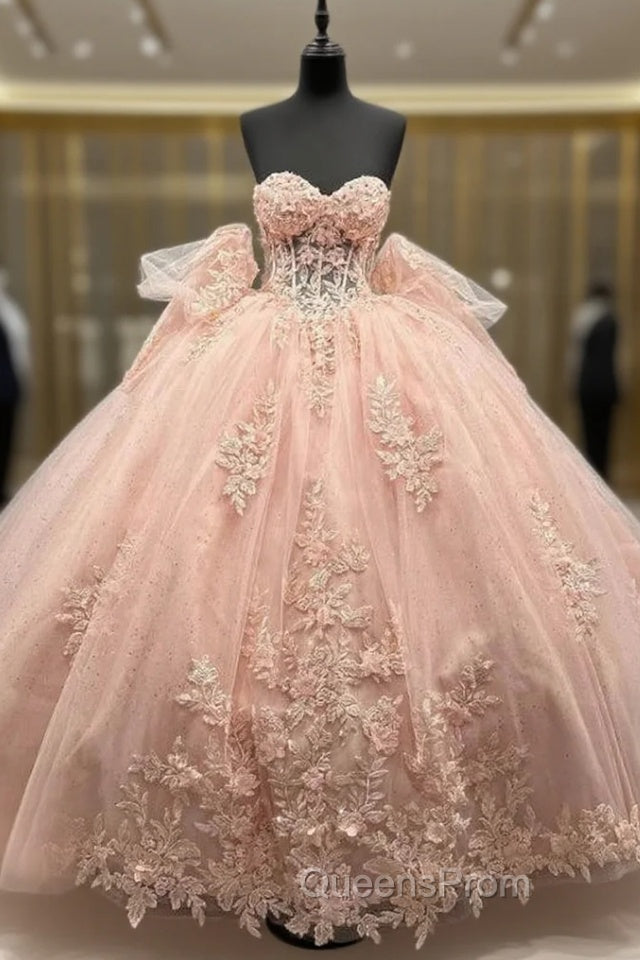 Ball-Gown Pink Tulle Sweetheart Sleeveless Quinceanera Dress with Bow Main image