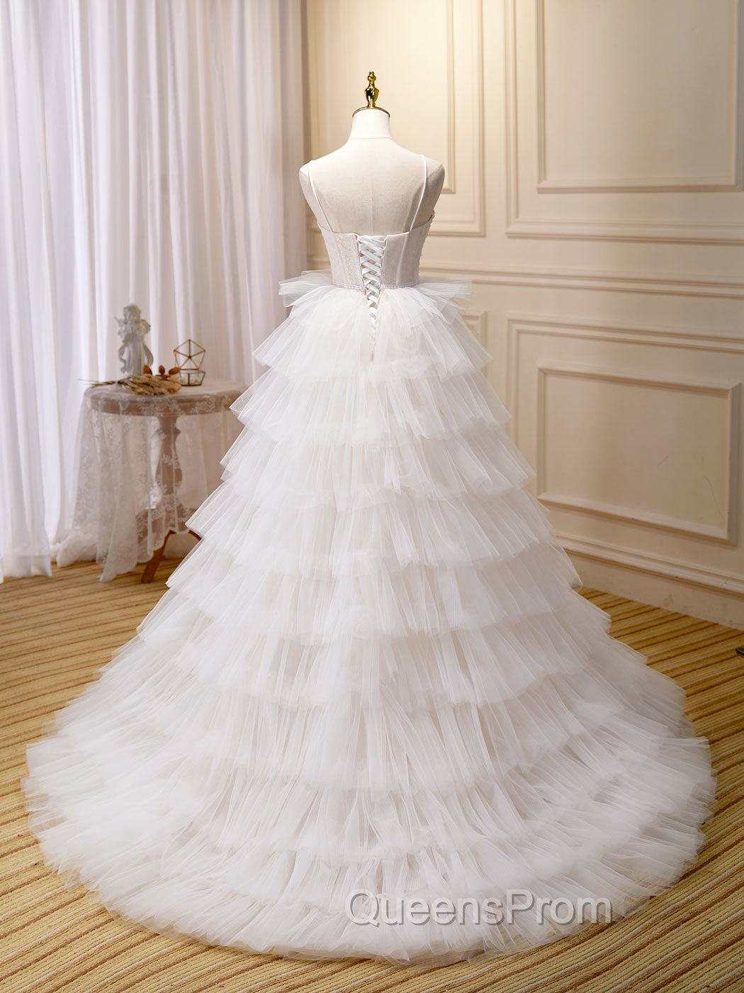 Ball-Gown/Princess Tulle White Long Evening Prom Dress With Beading Flower Cascading Ruffles Secondary image