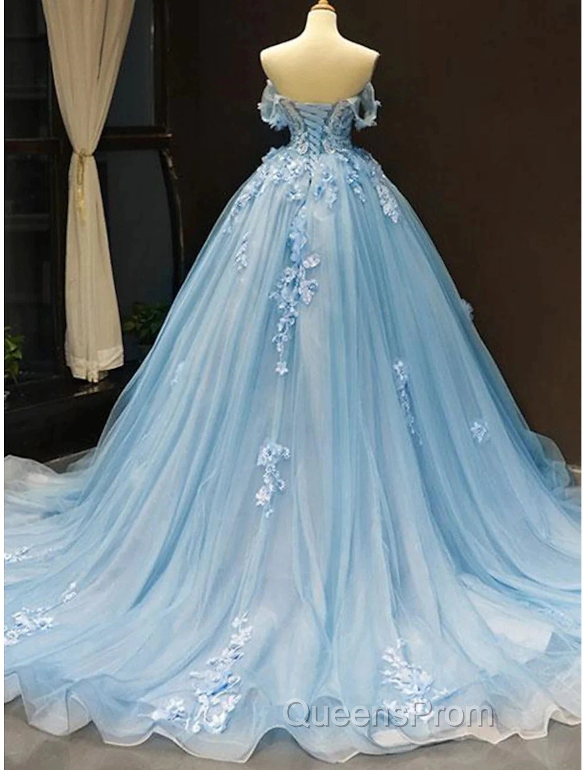 Ball Gown Evening Prom Dress Floral Dress Quinceanera Court Train Short Sleeve Sweetheart Lace With Pleats Appliques Secondary image