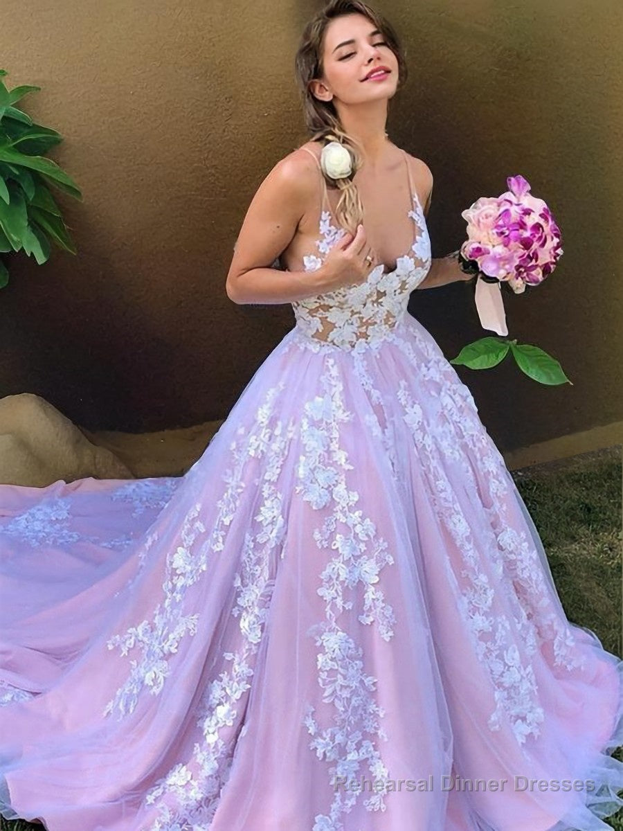 Ball Gown V-neck Sweep Train Lace Prom Dresses With Appliques Lace Main image