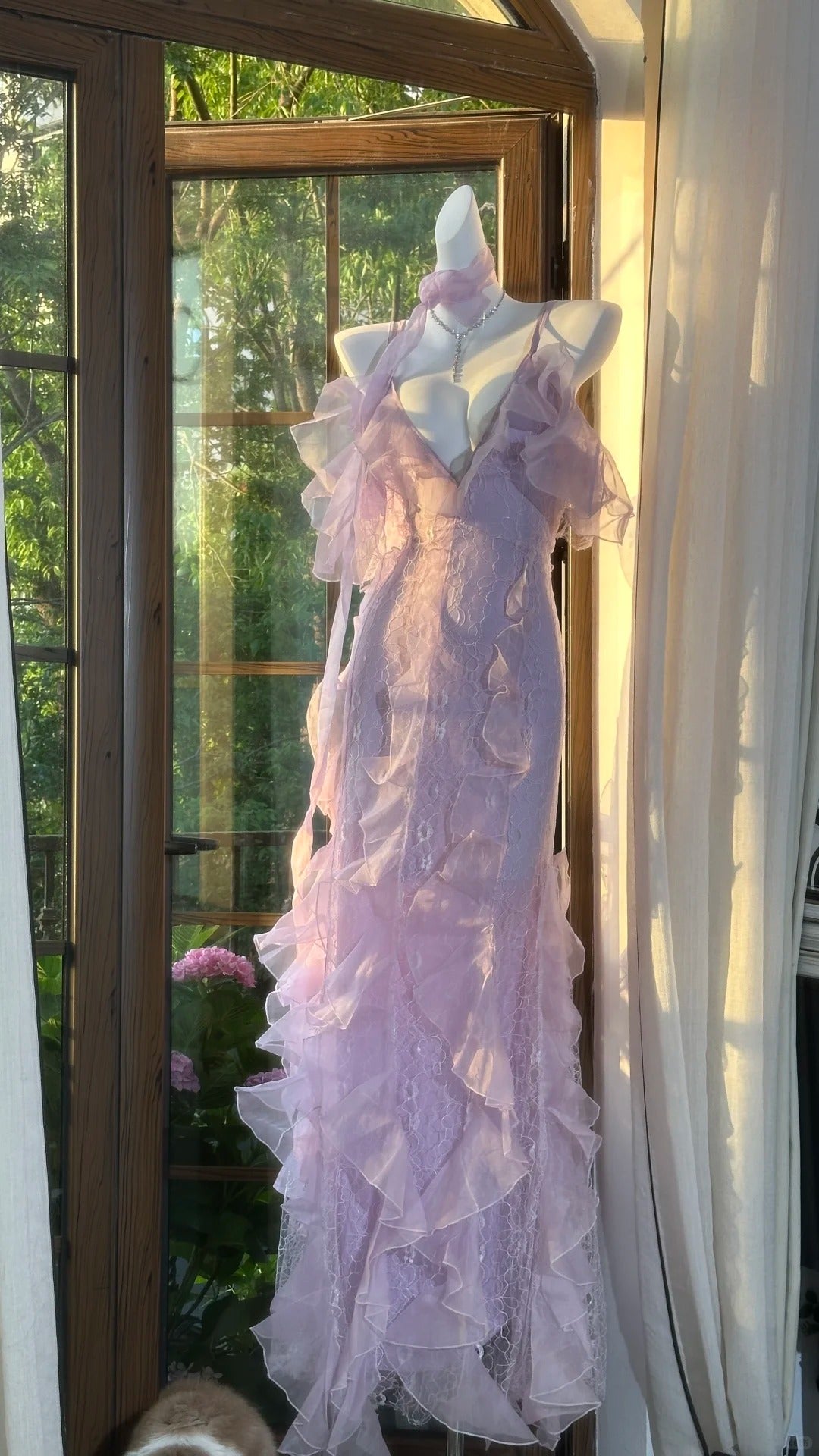 Beautiful Lavender Deep V-Neck Suspender Lace Ruffled Mermaid Classy Prom Dress