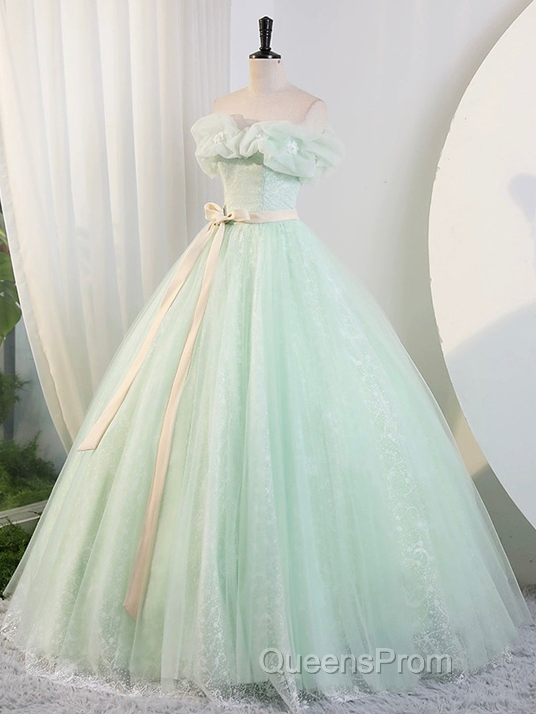 Beautiful Sage Green Tulle Floor Length Evening Prom Dress, A-Line Off The Shoulder Evening Part Dress Secondary image