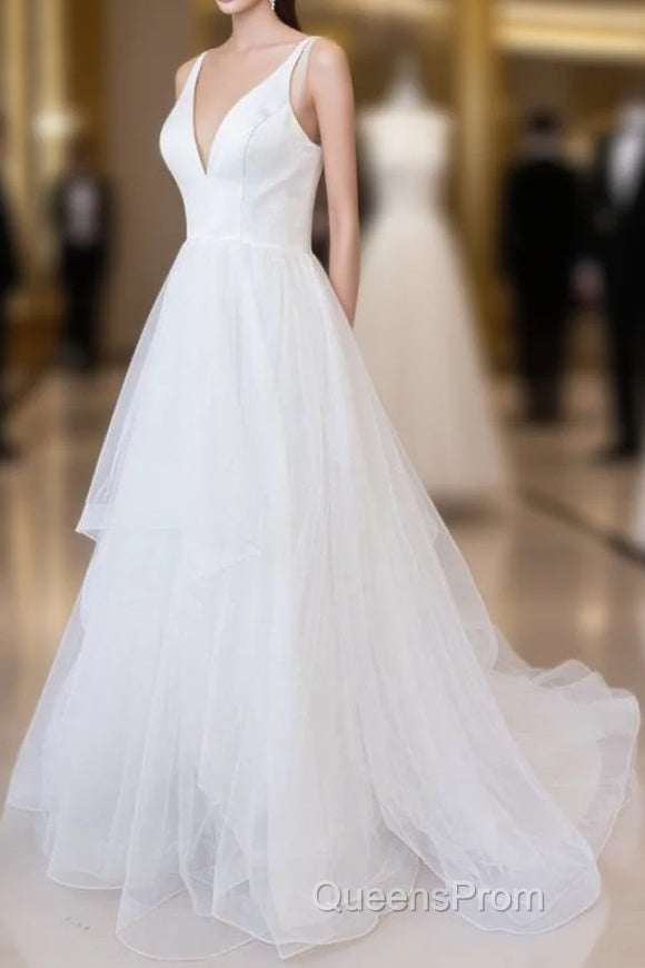 Beautiful White Long A-line V-neck Tulle Backless Wedding Dress Main image