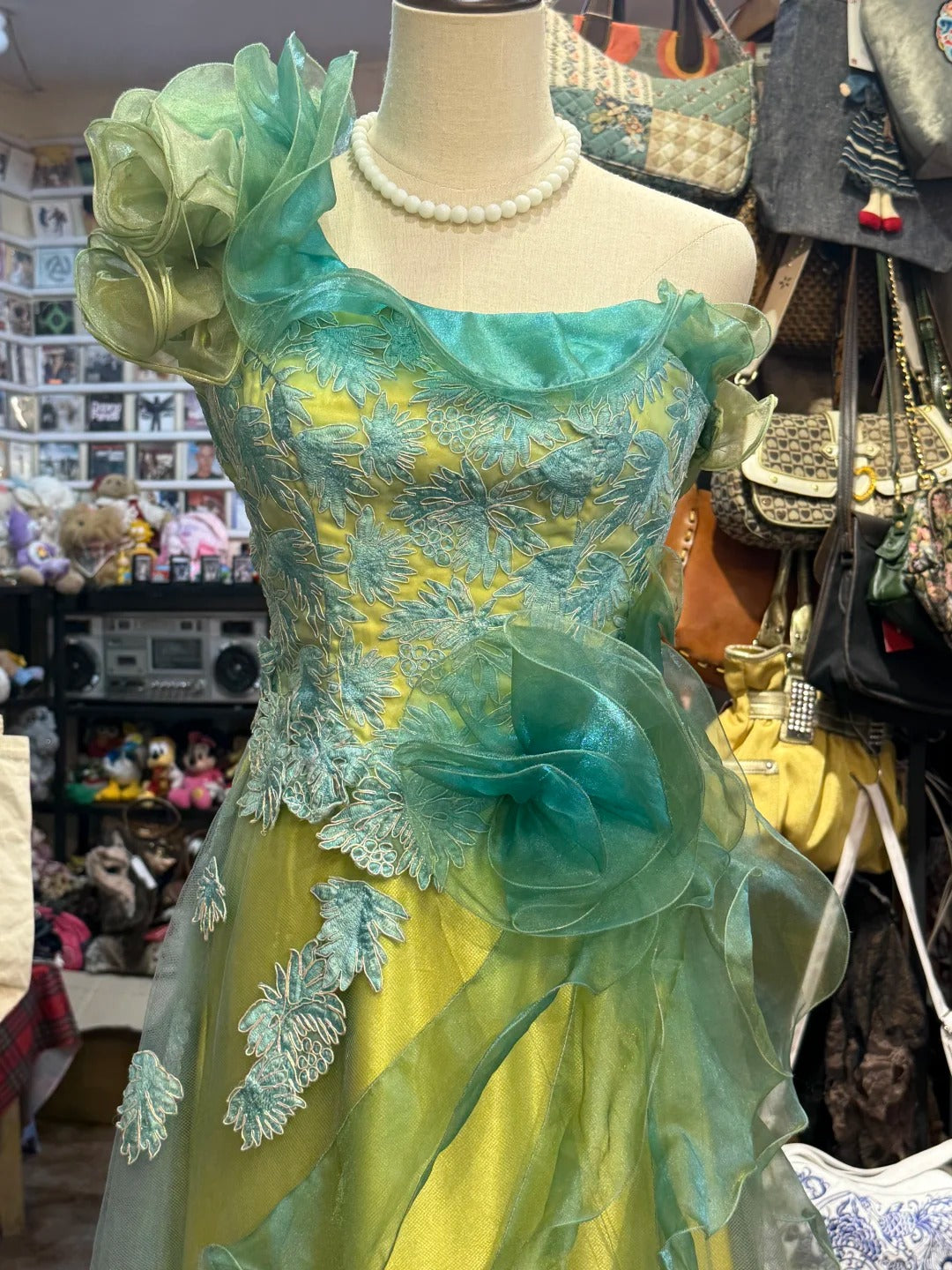 Beautiful Yellow-Green A-Line One-Shoulder Tulle Long Classy Prom Dress