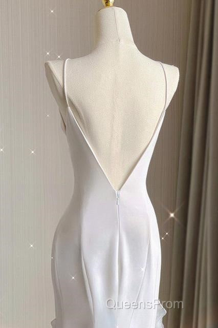 Beige White Sheath Halter Backless Wedding Dress Secondary image
