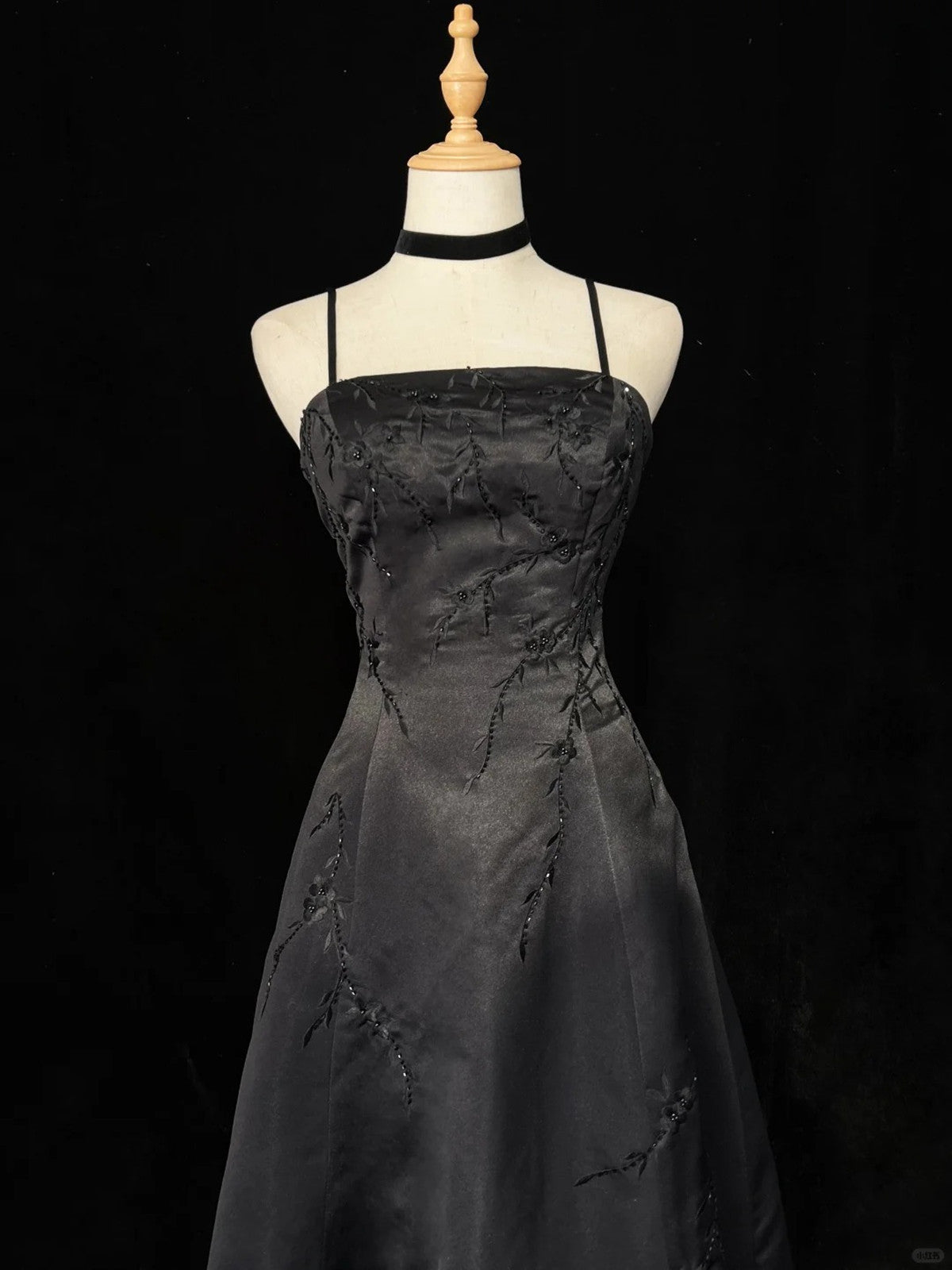Black A-Line Satin With Lace Applique Classy Prom Dress, Black Straps Long Party Dress Secondary image