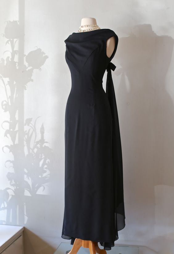 Black Classy Evening Dress Classy Party Dress Classy Prom Gowns Secondary image