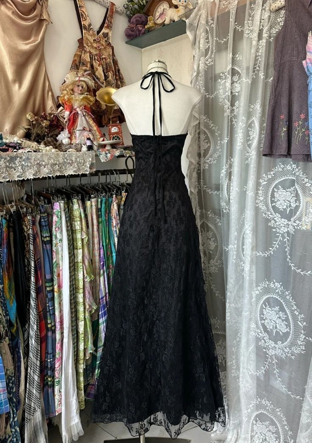 Black Lace V-Neckline A-Line Halter Party Dress, Black Vintage Style Classy Prom Dress Secondary image