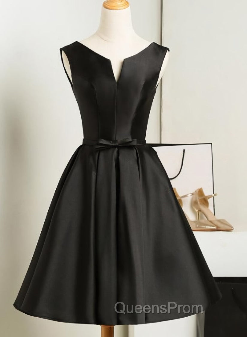 Black Short V-neckline Knee Length Party Dress, Black Homecoming Dress Evening Prom Dress Main image