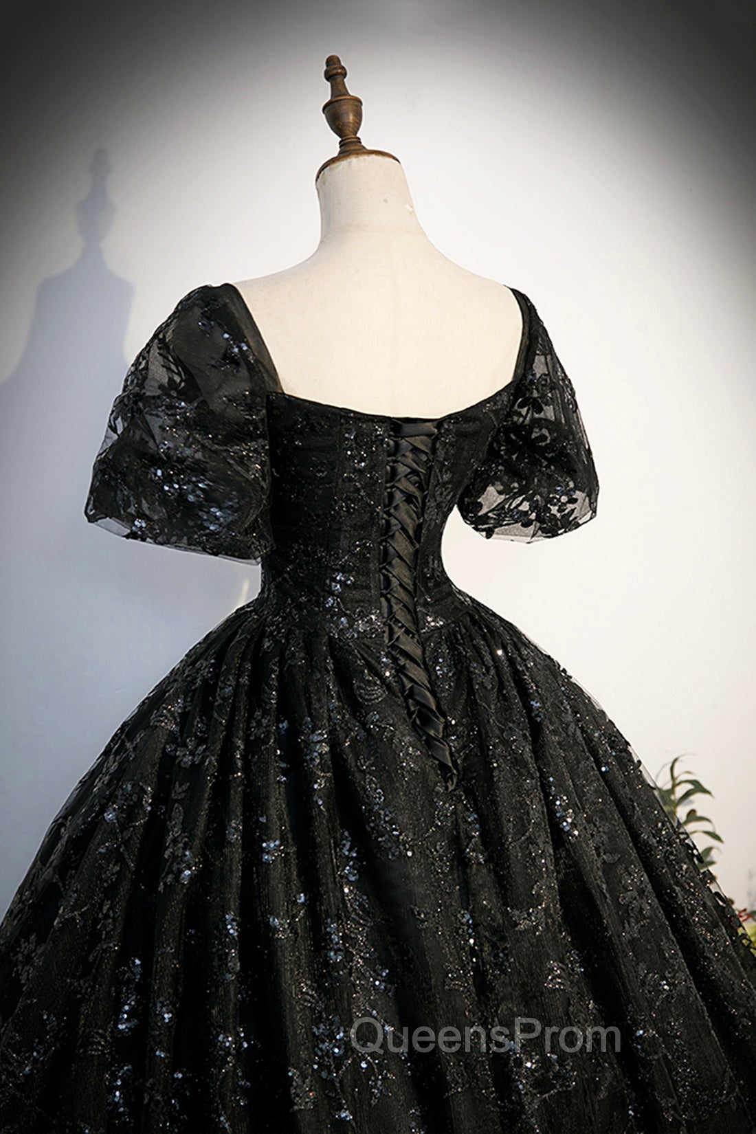 Black Tulle Sequins Long Evening Prom Dress, A-Line Short Sleeve Evening Gown