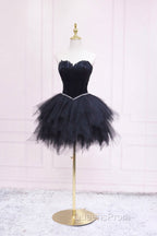 Black Tulle Short Evening Prom Dress with Feather, A-Line Sweetheart Neckline Party Dress