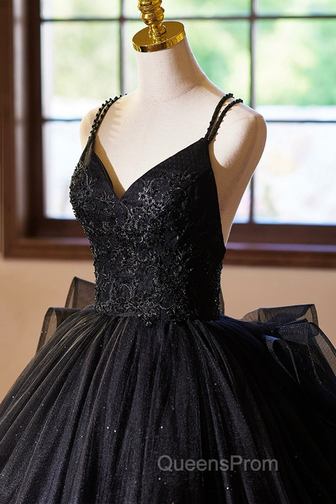 Black V-Neck Tulle Lace Evening Prom Dress, Gorgeous A-Line Evening Party Dress