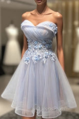 Blue Strapless Tulle Appliques Knee Length Homecoming Dress
