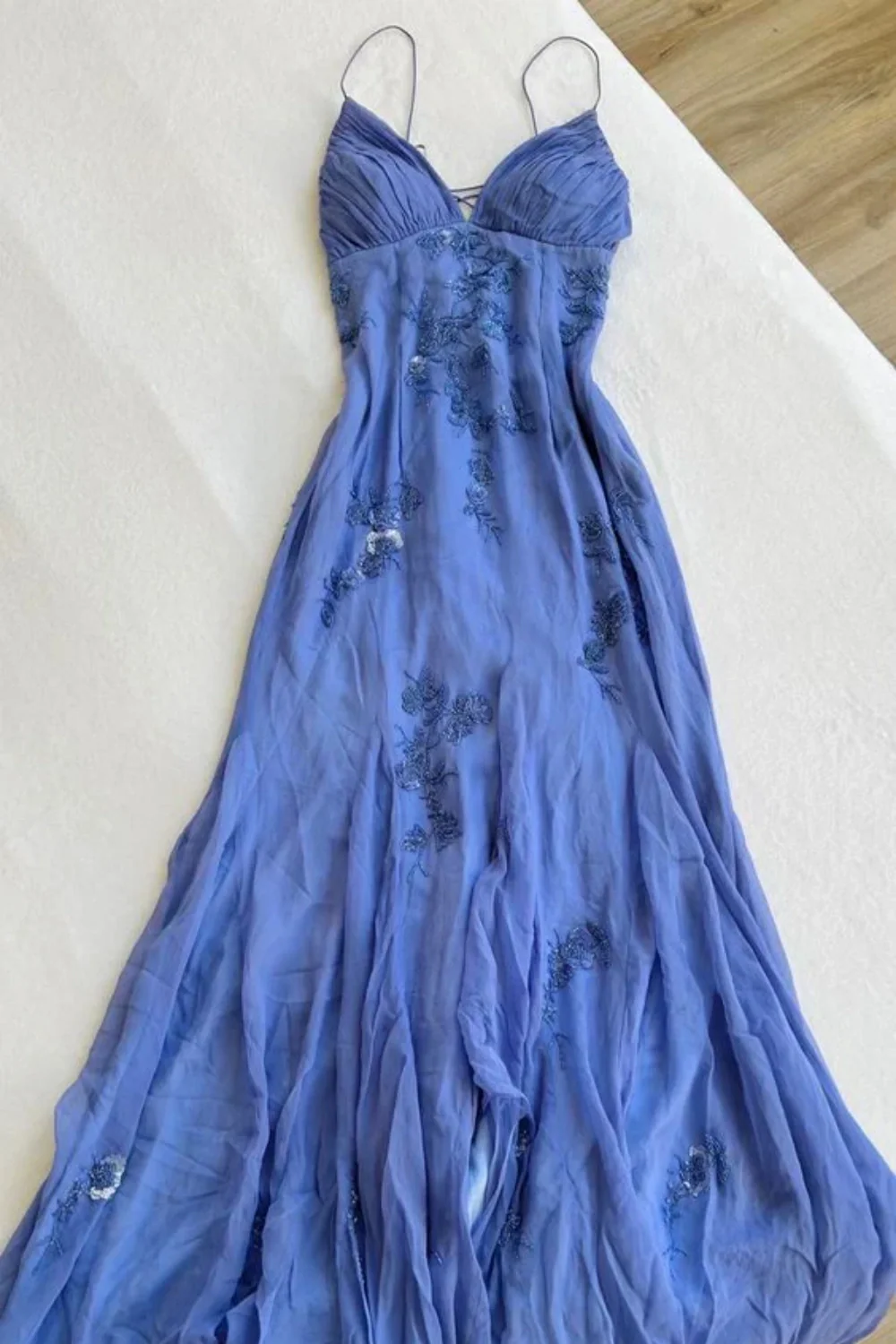 Blue Vintage Elegant V Neck Exquisite Embroidery Applique Beading Long Chiffon Classy Prom Dress Classy Evening Gown Party Dress