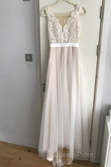 Boho Lace Appliques Tulle Long Wedding Dress Beach