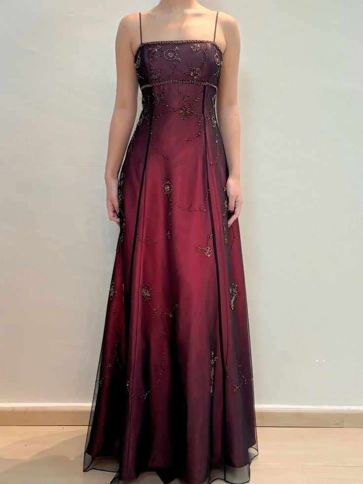 Burgundy Spaghetti Straps Exquisite Beaded Long Tulle Ball Gown Evening Dress Prom Dress Secondary image
