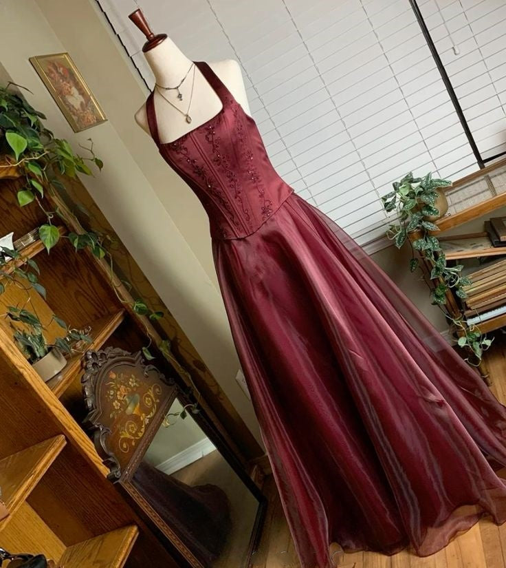 Burgundy Red Vintage Elegant Shiny Beaded Long Tulle Ball Gown Classy Evening Dress Party Dress