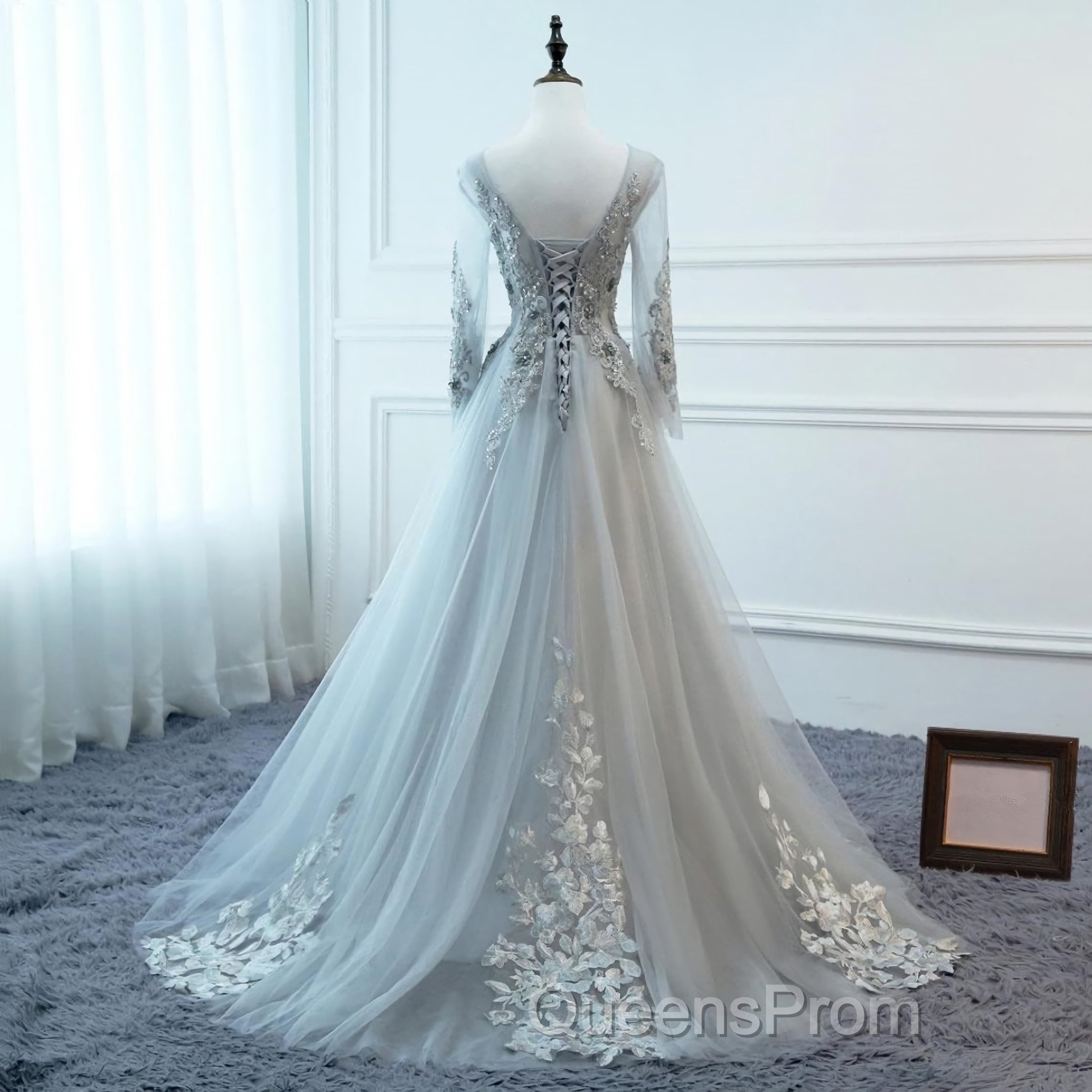 Grey Long Sleeves V Neckline Tulle Evening Prom Dress, A Line Floor Length Party Dress Secondary image
